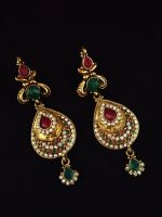 La Trendz Paan tops delicate antique earrings For Women