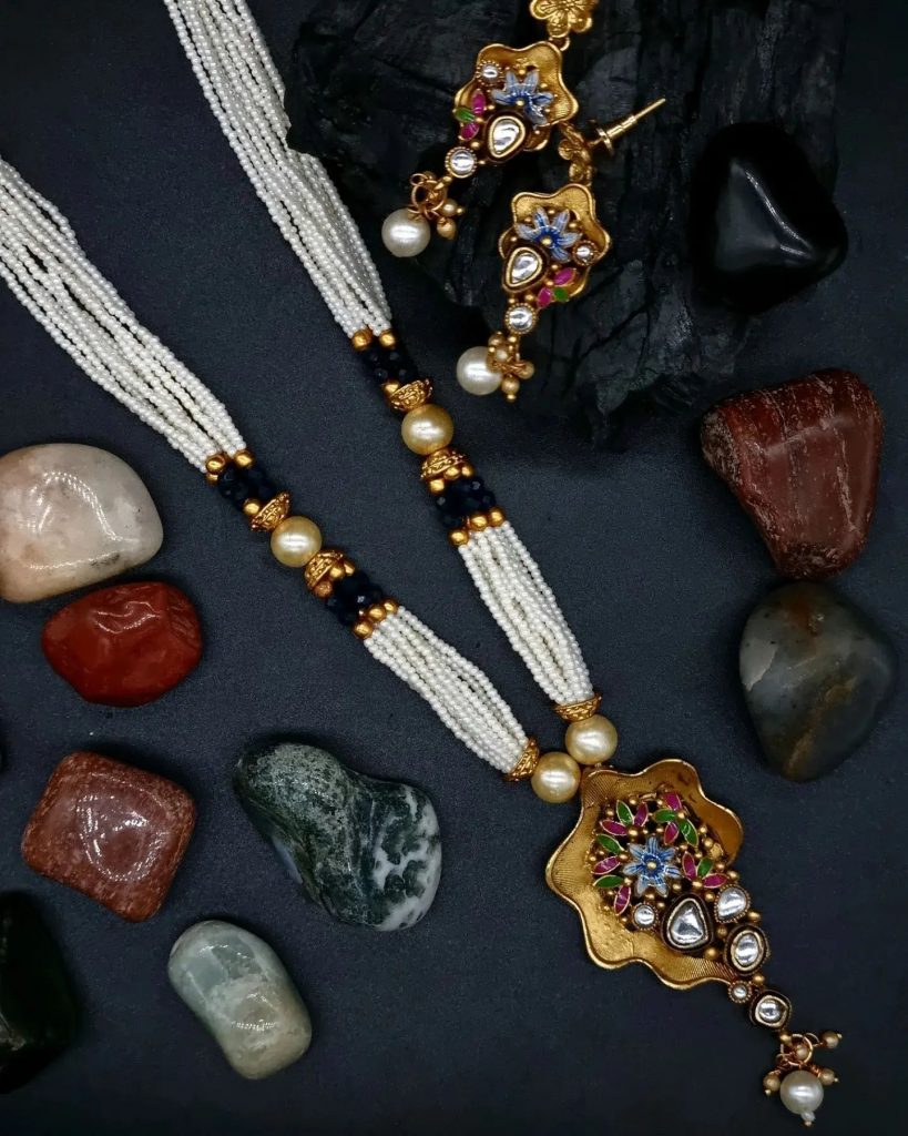 Pendent set Manufacturer in India