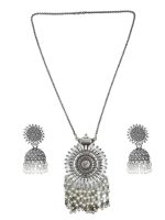 La Trendz Oxidised Silver Plated Pearl Necklace Set Earring - Image 2