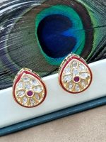 La Trendz Brass Glass Polki Kundan Gold Plated Stud Earring For Women - Image 3