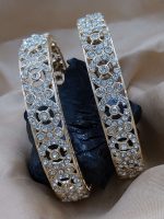 La Trendz Light Gold Polish Stone Studed Bridal Chuda Bangles 2 Set