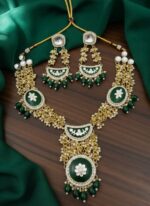 Wholesale Green Kundan Necklace Set Gold Plated Bridal Imitation Jewellery Supplier - Image 3