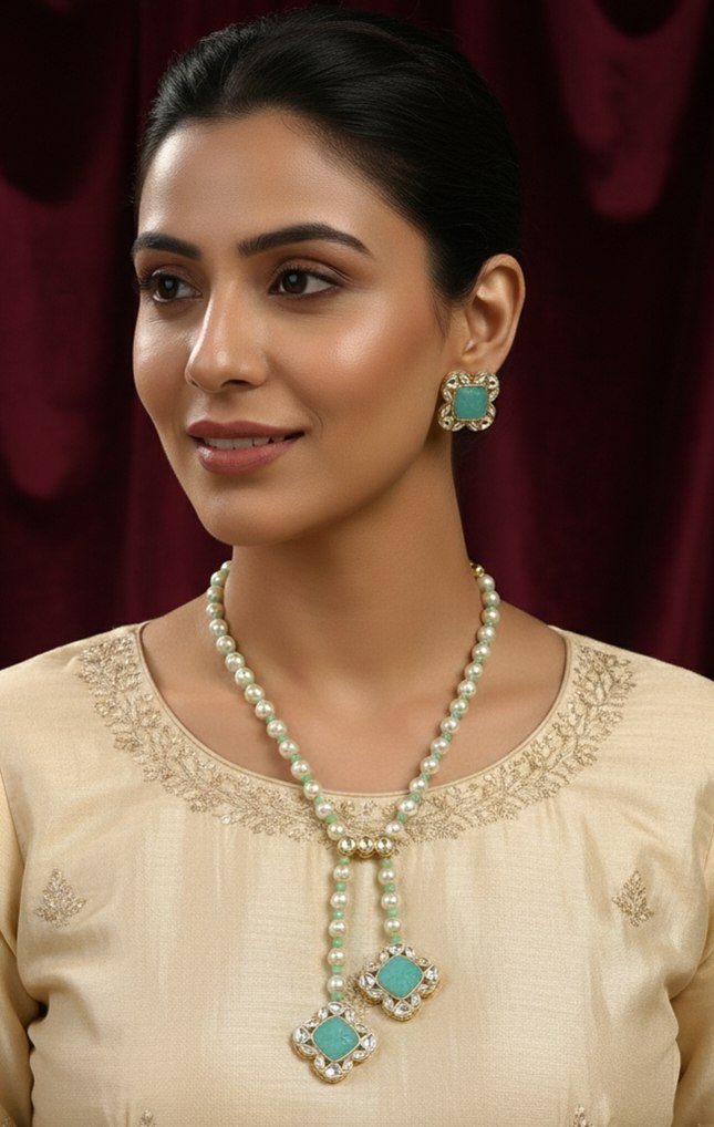 KS01385_080150MT_WEBSITE_A Wholesale Kundan Carving Stone Gold Plated Jewelry Set Export Quality Supplier - Image 1