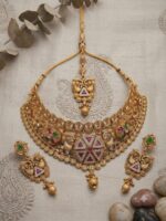 Antique Gold Kundan Polki Choker Necklace Set with Maang Tikka & Earrings | Wholesale Bridal Jewellery Supplier – Export Quality - Image 2